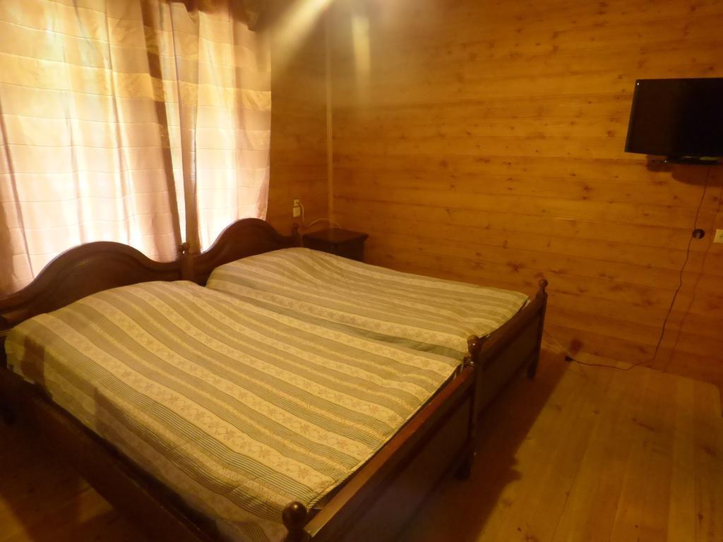 Hotel Hatsvali Mestia Room photo